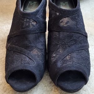 2/$13 Black 4 in high heeled booties